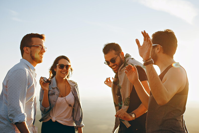 Passer du temps avec ses amis et sa famille pour améliorer sa vie